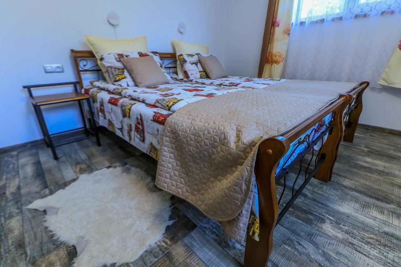 Nikas Apartment Сібіу Екстер'єр фото