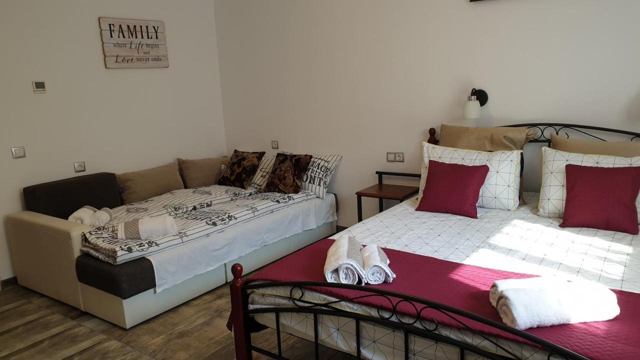 Nikas Apartment Сібіу Екстер'єр фото